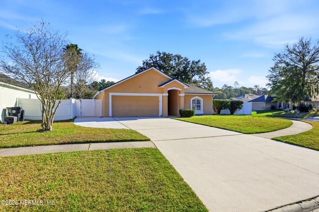 2860 GOLDEN POND Boulevard, Orange Park, FL 32073