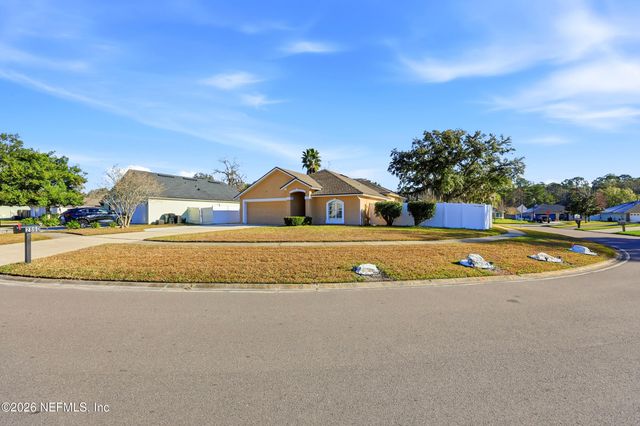 2860 GOLDEN POND Boulevard, Orange Park, FL 32073