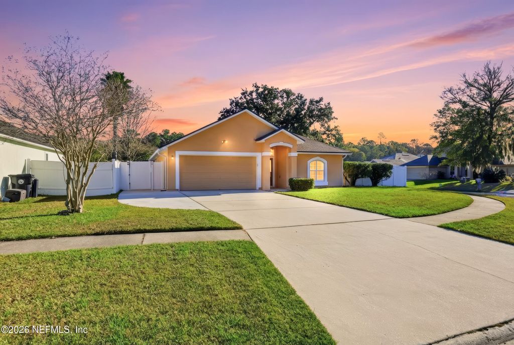 2860 GOLDEN POND Boulevard, Orange Park, FL 32073