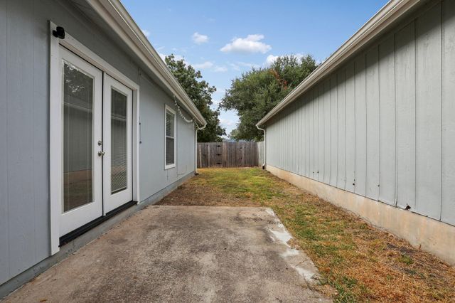 5919 Kevin Kelly PL, Austin, TX 78727