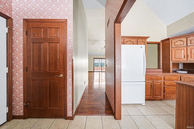 512 Autumn Court, Mishawaka, IN 46544