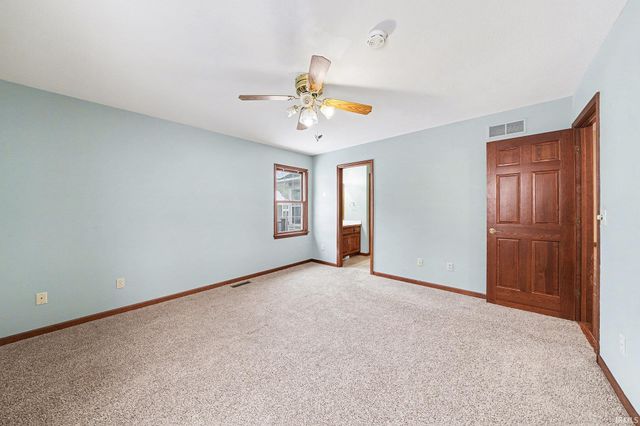 512 Autumn Court, Mishawaka, IN 46544