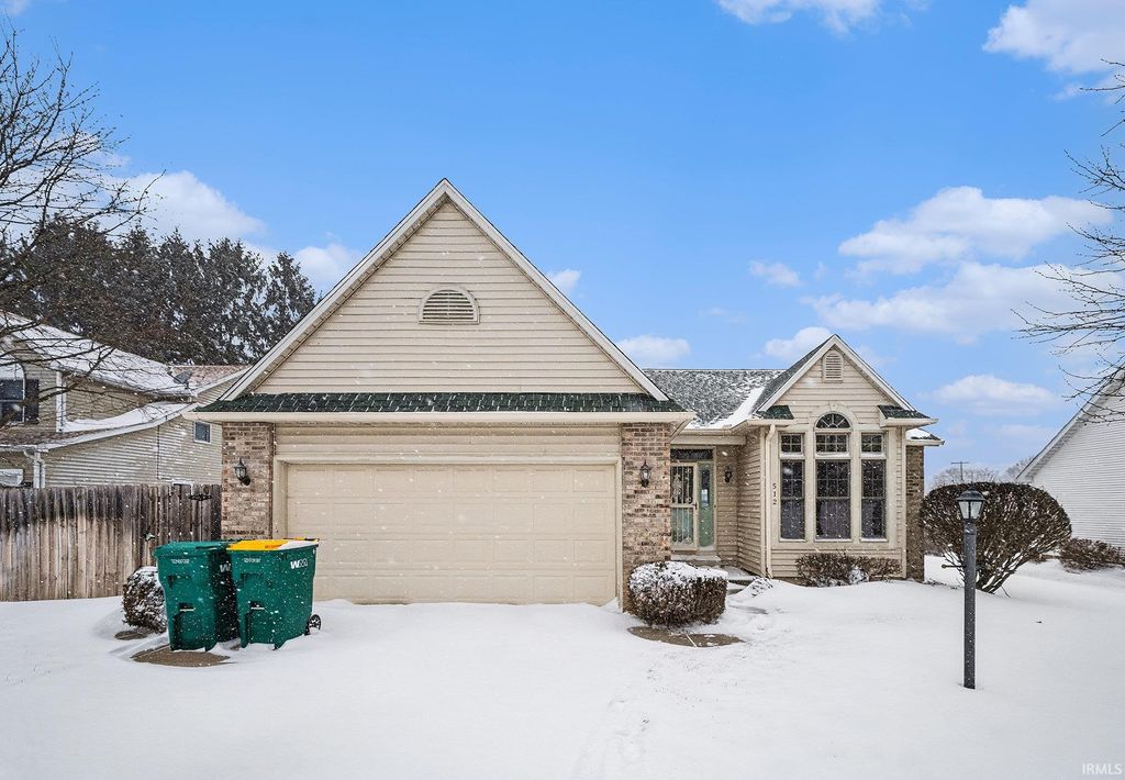 512 Autumn Court, Mishawaka, IN 46544