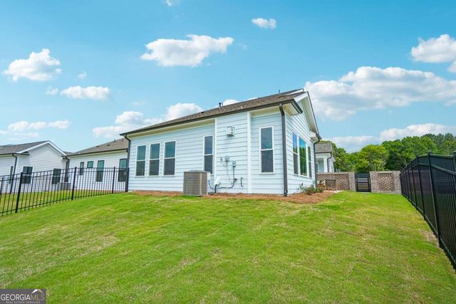 118 Herring Drive, Hoschton, GA 30548
