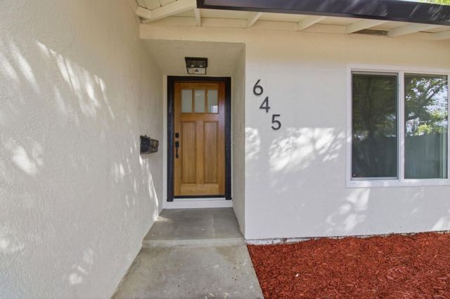 645 Buckeye Drive, Livermore, CA 94551