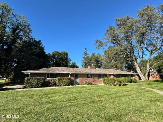 2208 Valley Brook Drive, Toledo, OH 43615