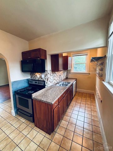 1831 W North Bend Rd, Cincinnati, OH 45223