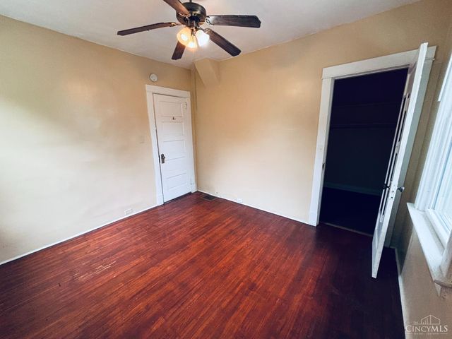 1831 W North Bend Rd, Cincinnati, OH 45223