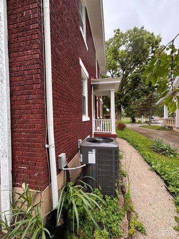 1831 W North Bend Rd, Cincinnati, OH 45223