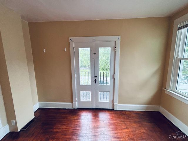 1831 W North Bend Rd, Cincinnati, OH 45223