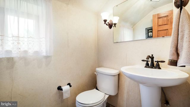 6609 N RADCLIFFE ST, Bristol, PA 19007