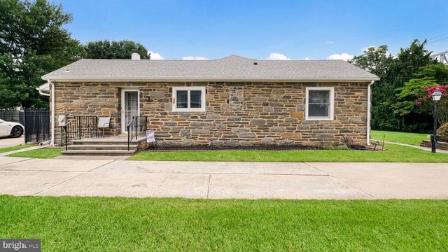 6609 N RADCLIFFE ST, Bristol, PA 19007