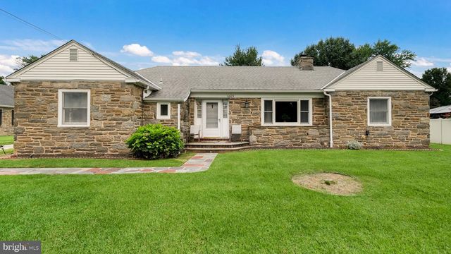 6609 N RADCLIFFE ST, Bristol, PA 19007