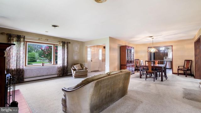6609 N RADCLIFFE ST, Bristol, PA 19007