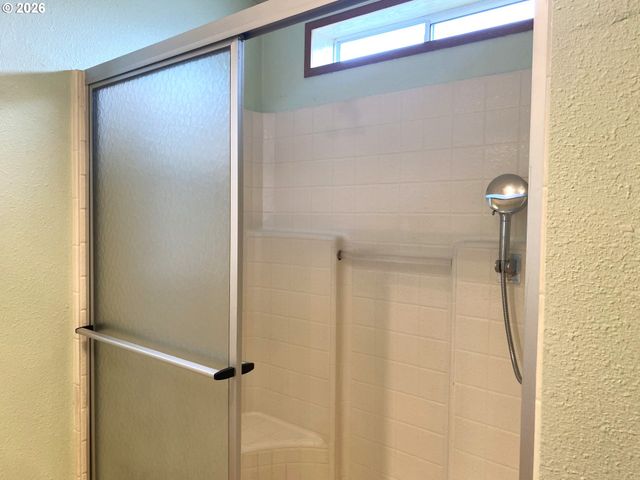 5701 Ne ST JOHNS Rd 63, Vancouver, WA 98661