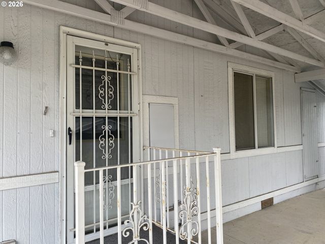 5701 Ne ST JOHNS Rd 63, Vancouver, WA 98661