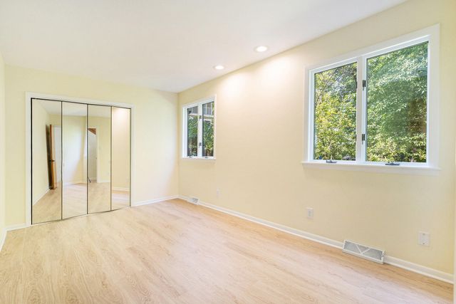 23 Lake Shore County Road, Beverly Shores, IN 46301