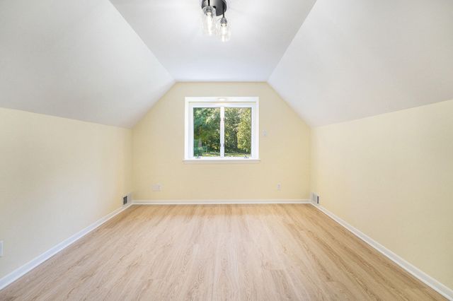 23 Lake Shore County Road, Beverly Shores, IN 46301