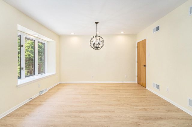 23 Lake Shore County Road, Beverly Shores, IN 46301