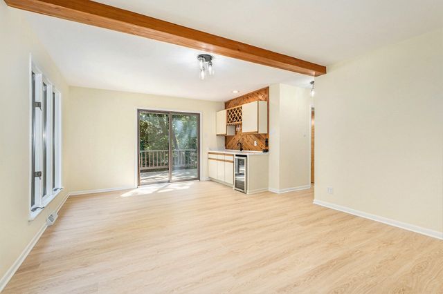 23 Lake Shore County Road, Beverly Shores, IN 46301