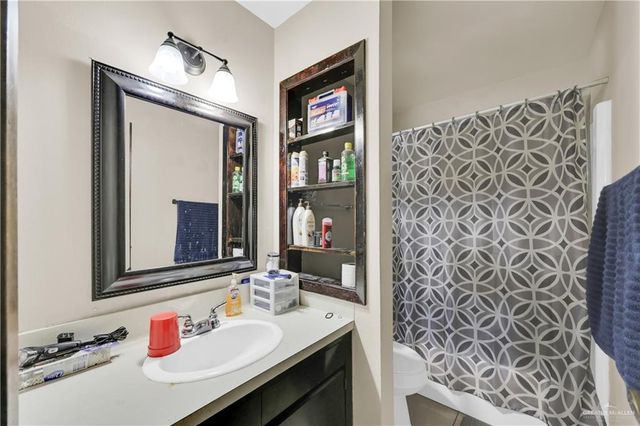 1104 W Fern Avenue, Mcallen, TX 78501