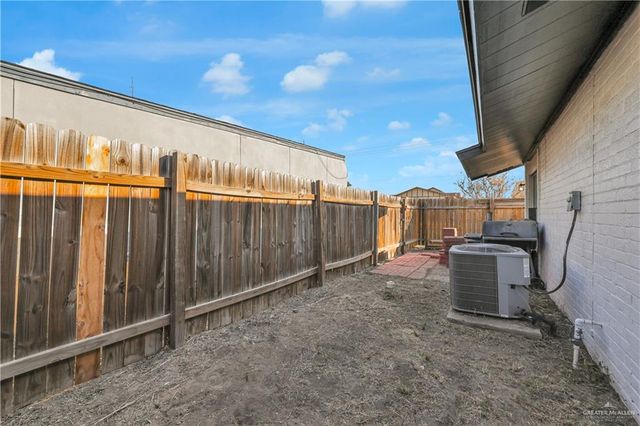 1104 W Fern Avenue, Mcallen, TX 78501