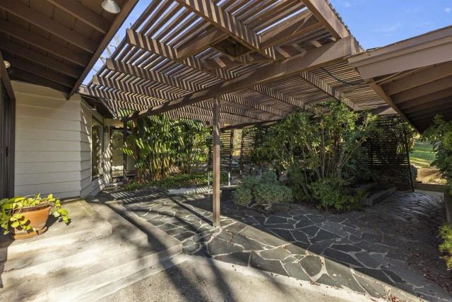 1520 VIA RANCHO PKWY, Escondido, CA 92029