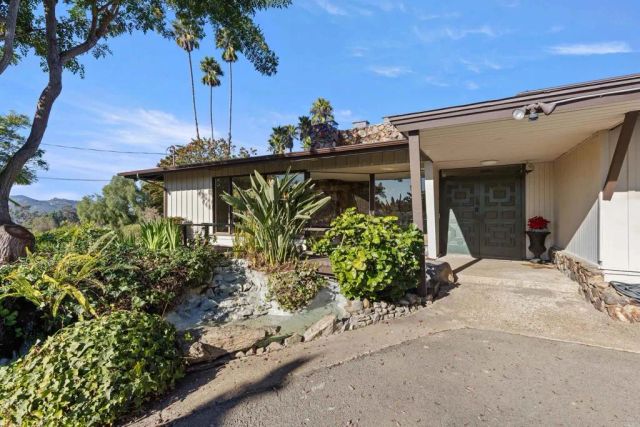 1520 VIA RANCHO PKWY, Escondido, CA 92029