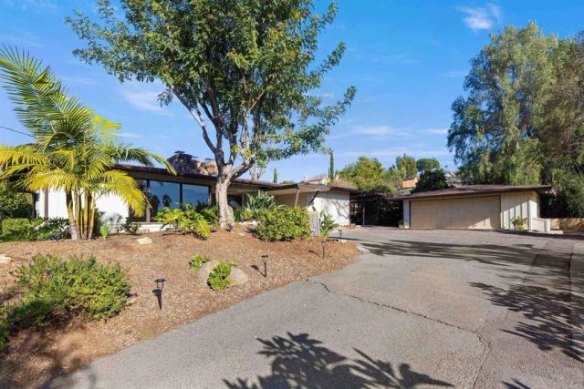 1520 VIA RANCHO PKWY, Escondido, CA 92029