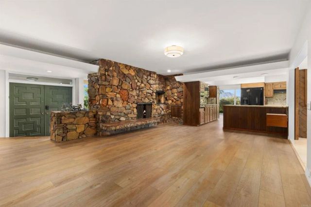 1520 VIA RANCHO PKWY, Escondido, CA 92029