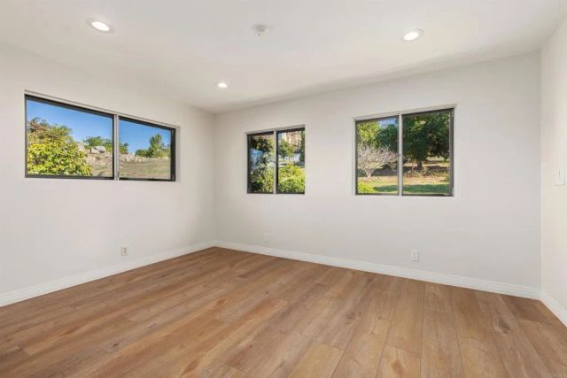 1520 VIA RANCHO PKWY, Escondido, CA 92029