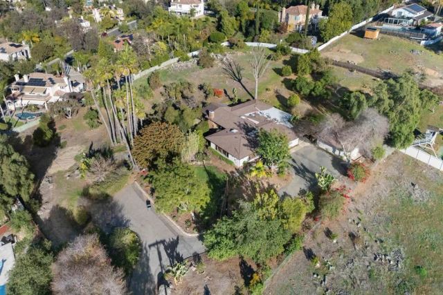 1520 VIA RANCHO PKWY, Escondido, CA 92029