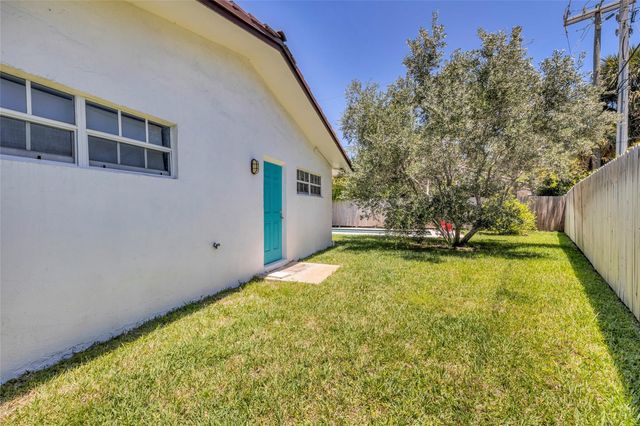 3213 Dover Road, Pompano Beach, FL 33062