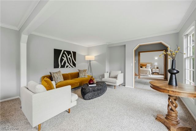 32336 Redwood Boulevard, Avon Lake, OH 44012
