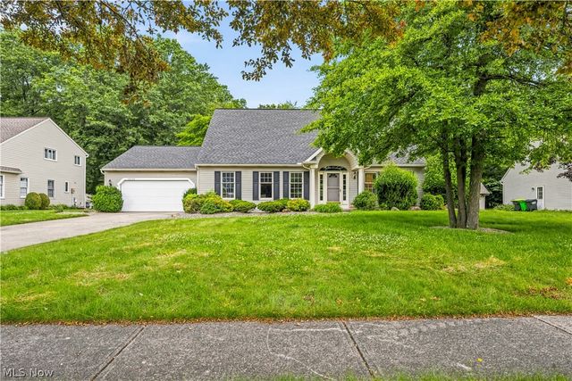 32336 Redwood Boulevard, Avon Lake, OH 44012