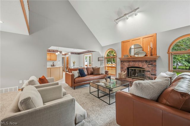 32336 Redwood Boulevard, Avon Lake, OH 44012