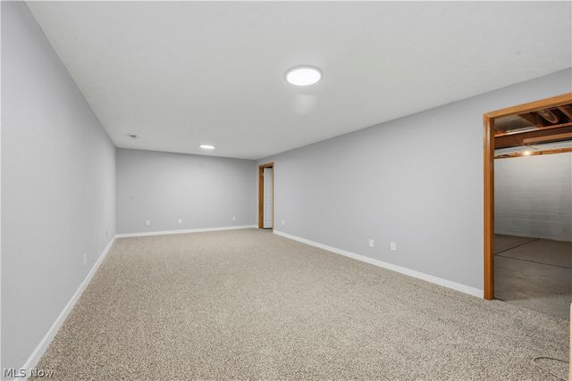 32336 Redwood Boulevard, Avon Lake, OH 44012
