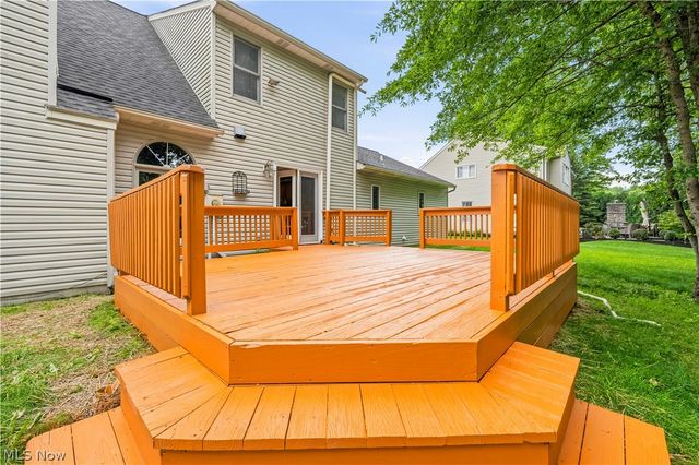 32336 Redwood Boulevard, Avon Lake, OH 44012