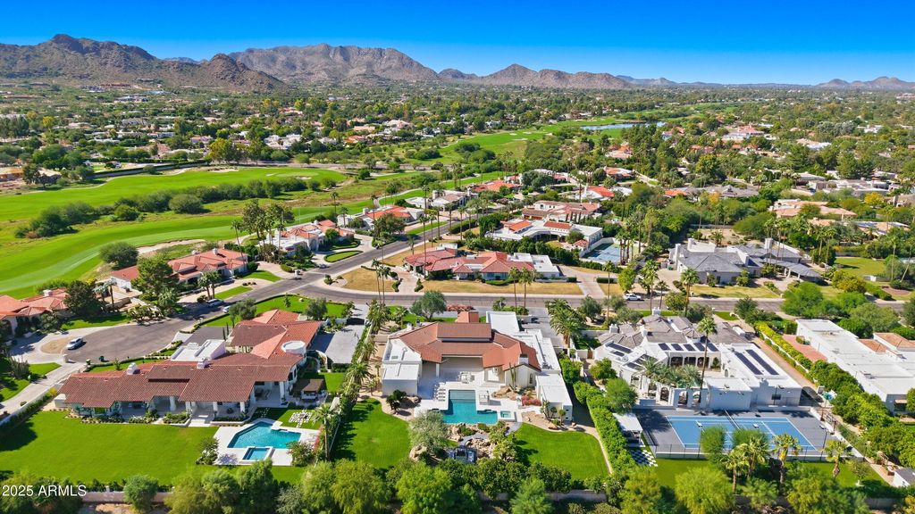 Image 60 of property listing at 8635 N 65TH Street, Paradise Valley, AZ 85253