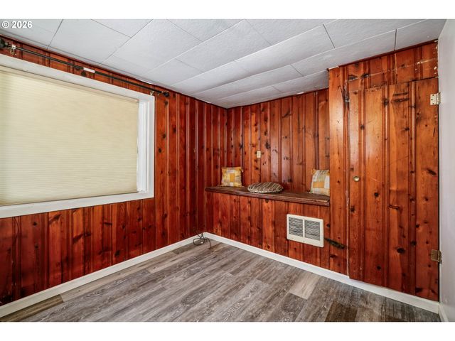 2806 Livingston Sta, Salem, OR 97301