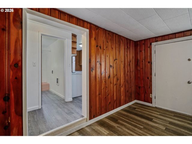 2806 Livingston Sta, Salem, OR 97301