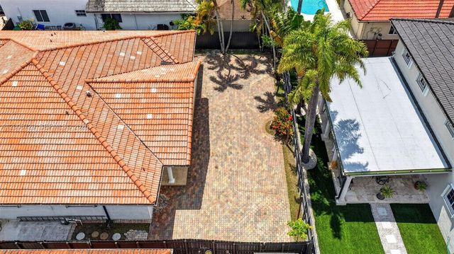 14251 SW 34th St, Miami, FL 33175