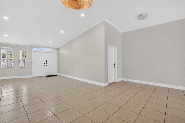 14251 SW 34th St, Miami, FL 33175