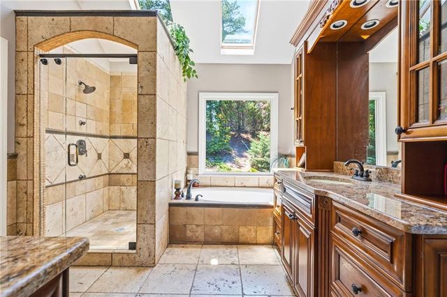 3050 Ridge Oak Drive, Suwanee, GA 30024