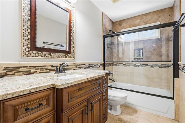 3050 Ridge Oak Drive, Suwanee, GA 30024