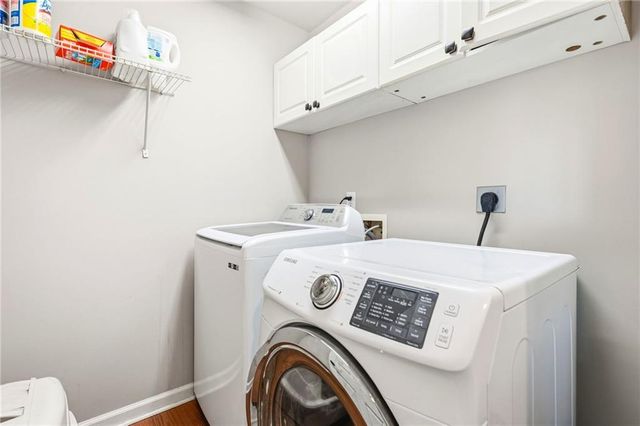 3050 Ridge Oak Drive, Suwanee, GA 30024
