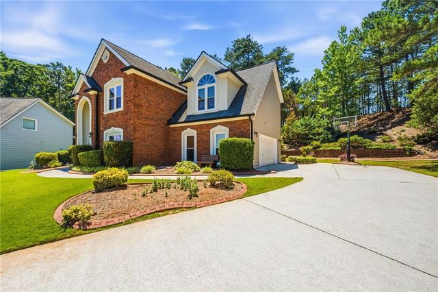 3050 Ridge Oak Drive, Suwanee, GA 30024