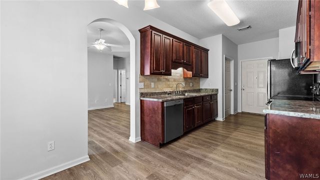 4608 Smithfield, Northport, AL 35473