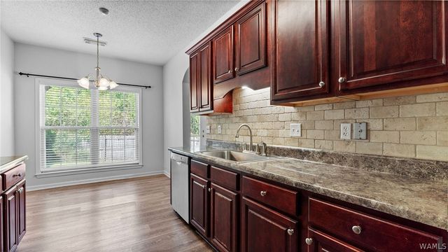 4608 Smithfield, Northport, AL 35473