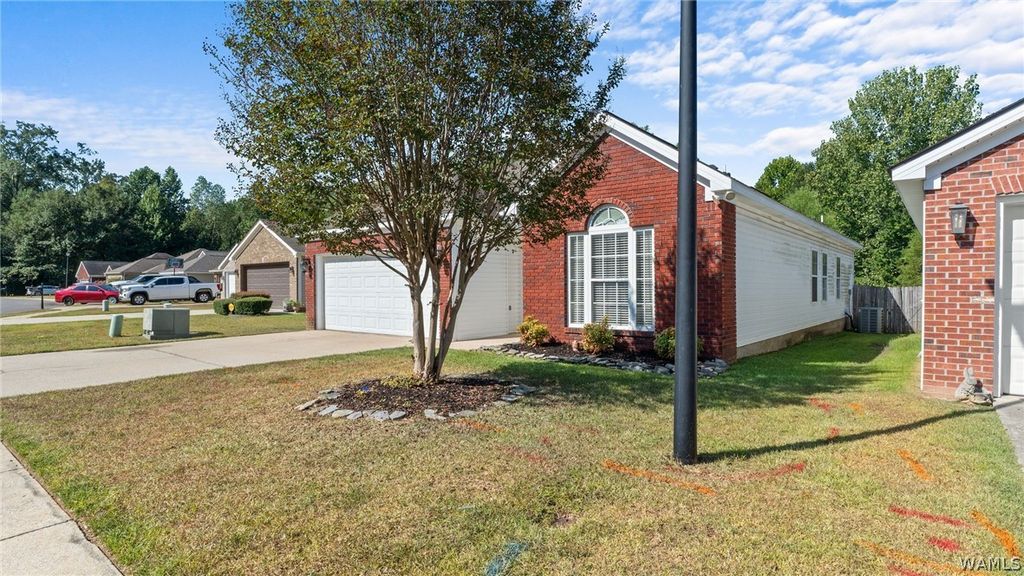 4608 Smithfield, Northport, AL 35473